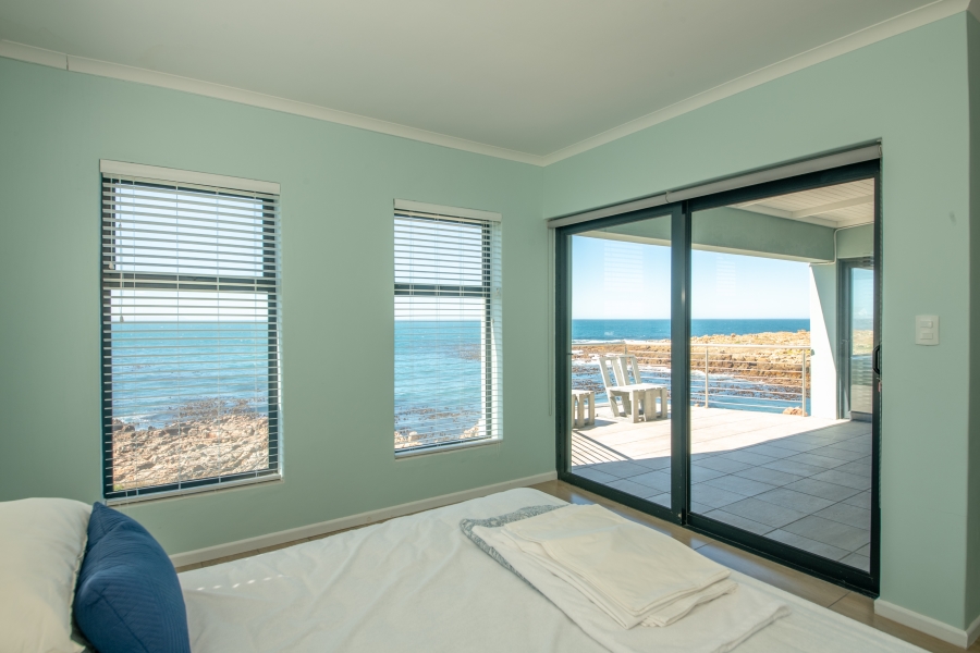 4 Bedroom Property for Sale in Sunny Seas Estate Western Cape
